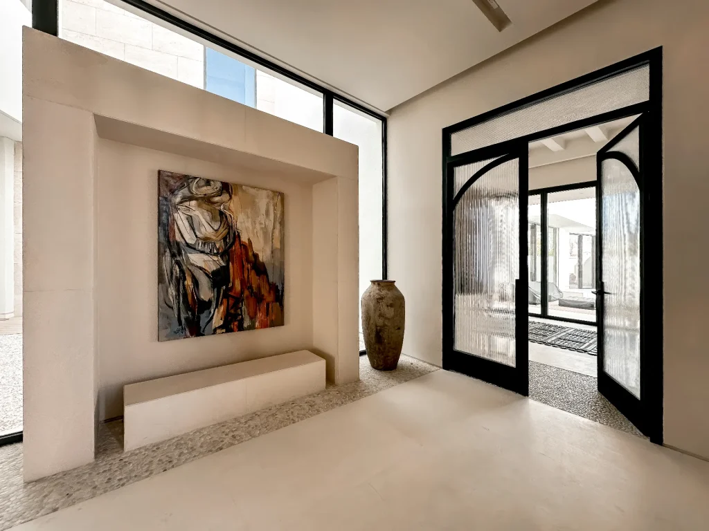 Shift House — Shift entrance1