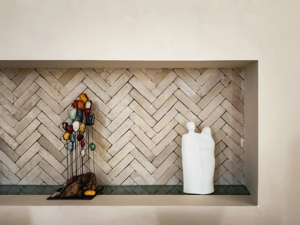 Shift House — Shift niche